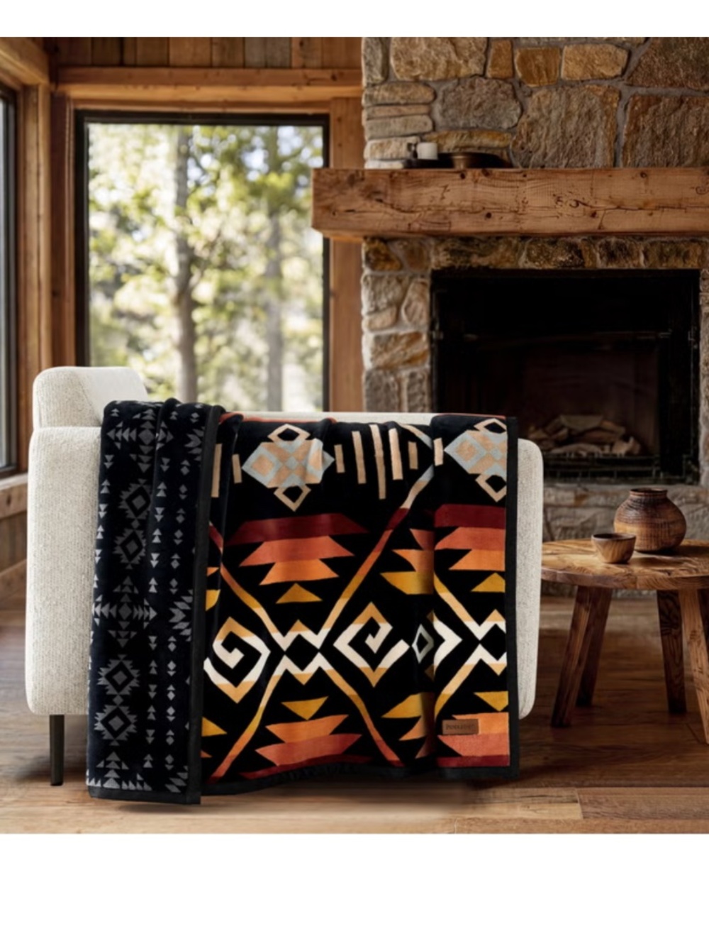 Pendleton Coyote Butte Western Reversible Plush Fleece Throw Blanket